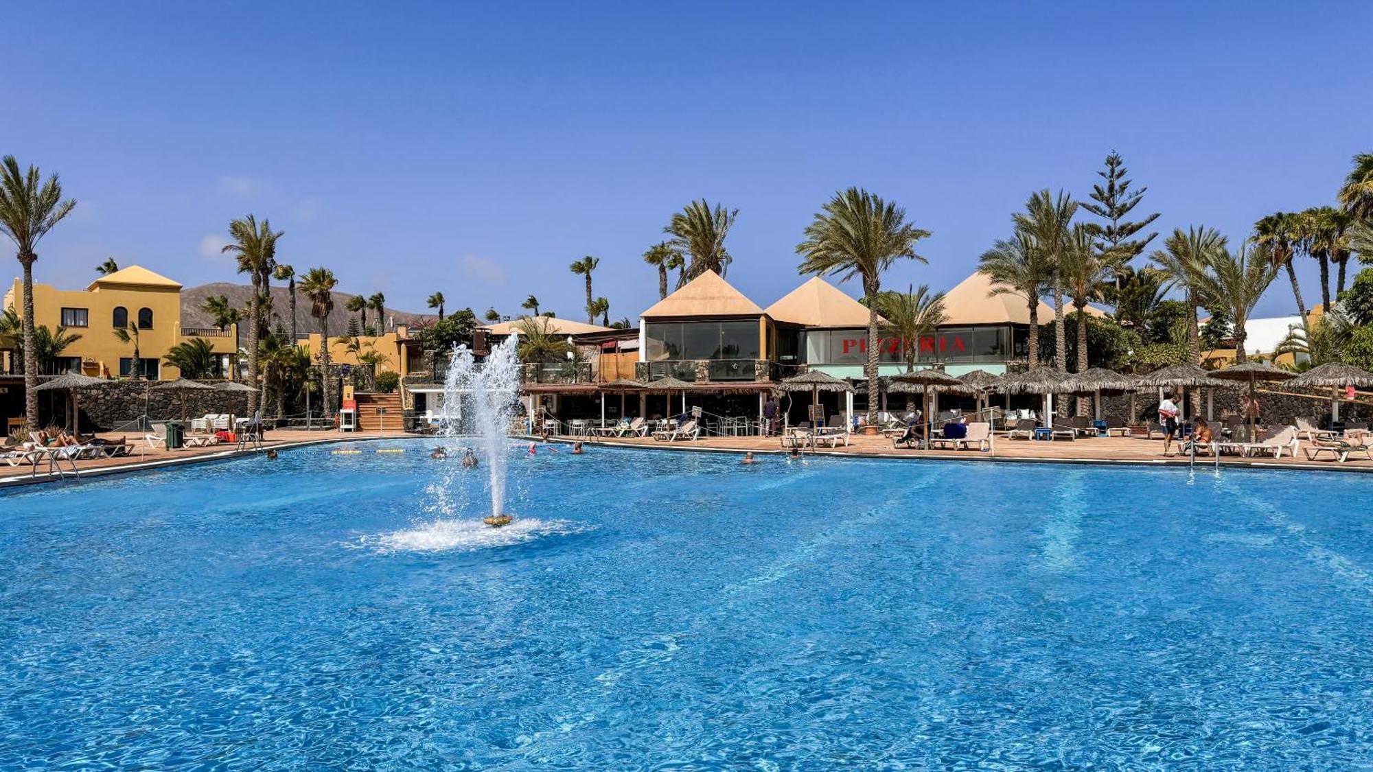 Golden Dream, Swimming Pool And Parking Βίλα Κοραλέχο Εξωτερικό φωτογραφία